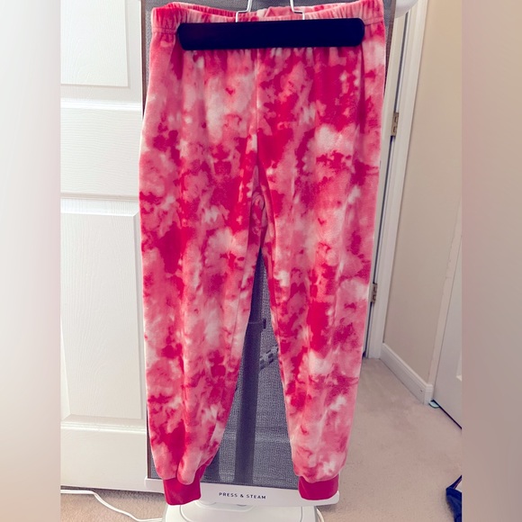 Forever Dreaming Girl’s Graphic Pink Pajamas Size 10 / 12 - Picture 2 of 4